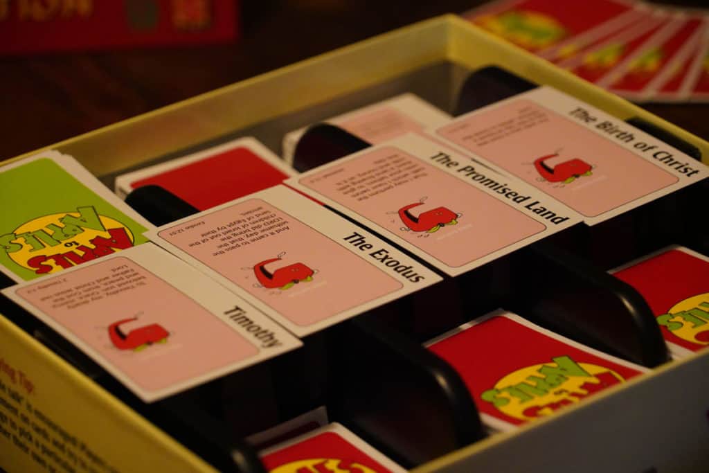 Apples to Apples Card Play